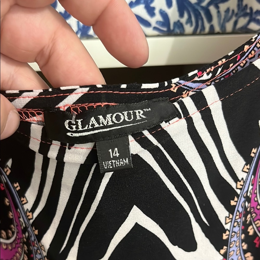 Dress - Picture 4 of 6